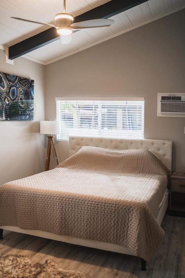 Spacious 2 Bedroom Beach House With King Suite Waianae Ngoại thất bức ảnh