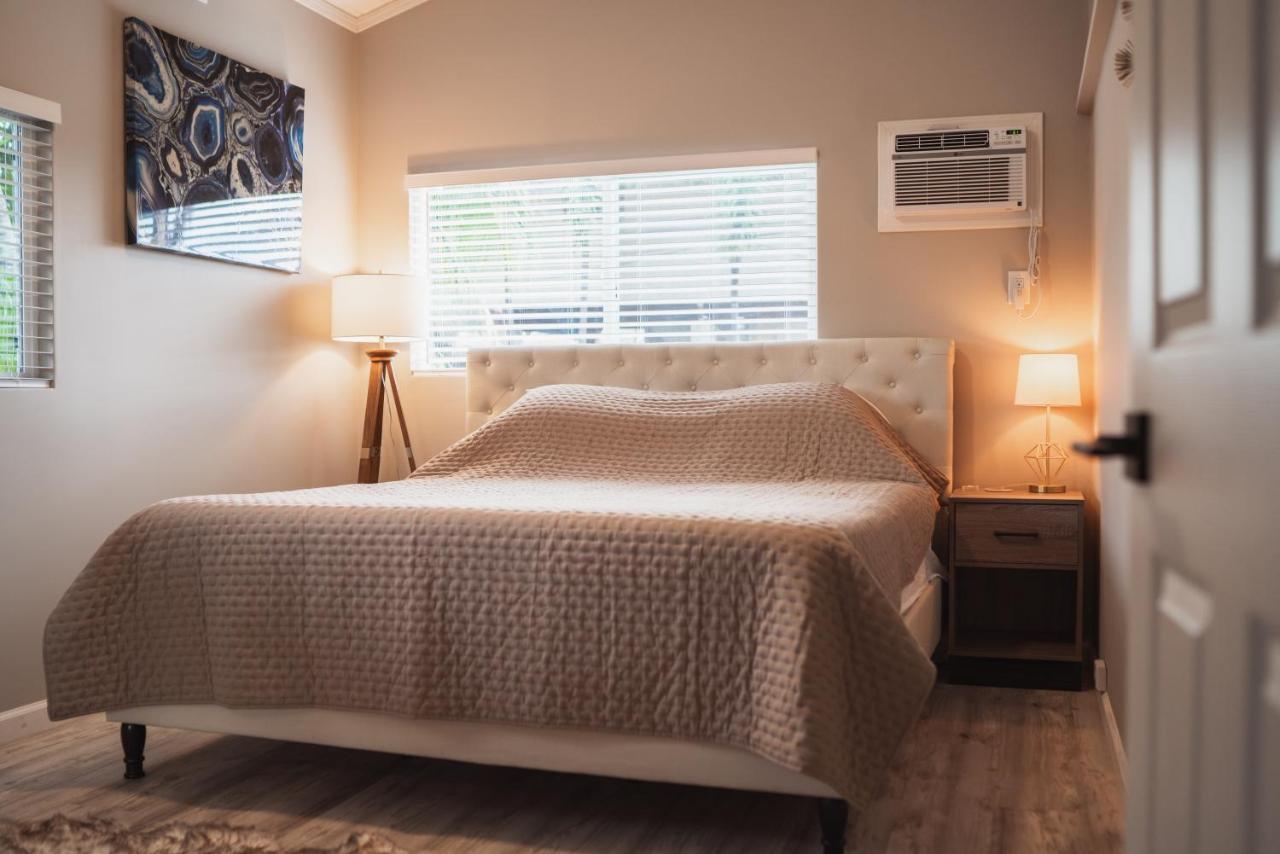 Spacious 2 Bedroom Beach House With King Suite Waianae Ngoại thất bức ảnh